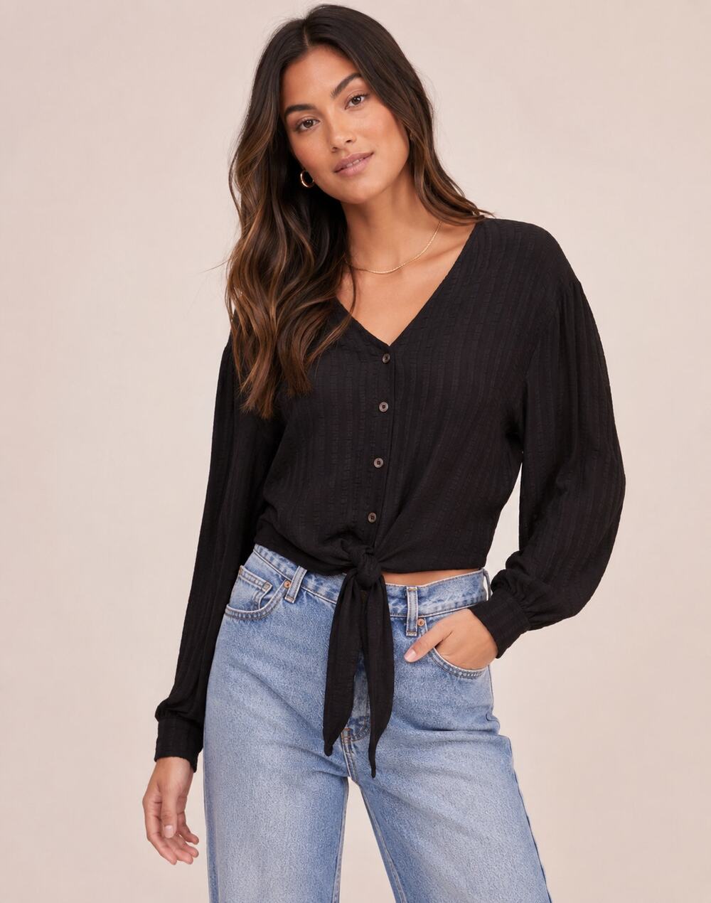 ASTR The Label Cropped V Neck Tie Front Long Sleeve Top Black Womens Size Small